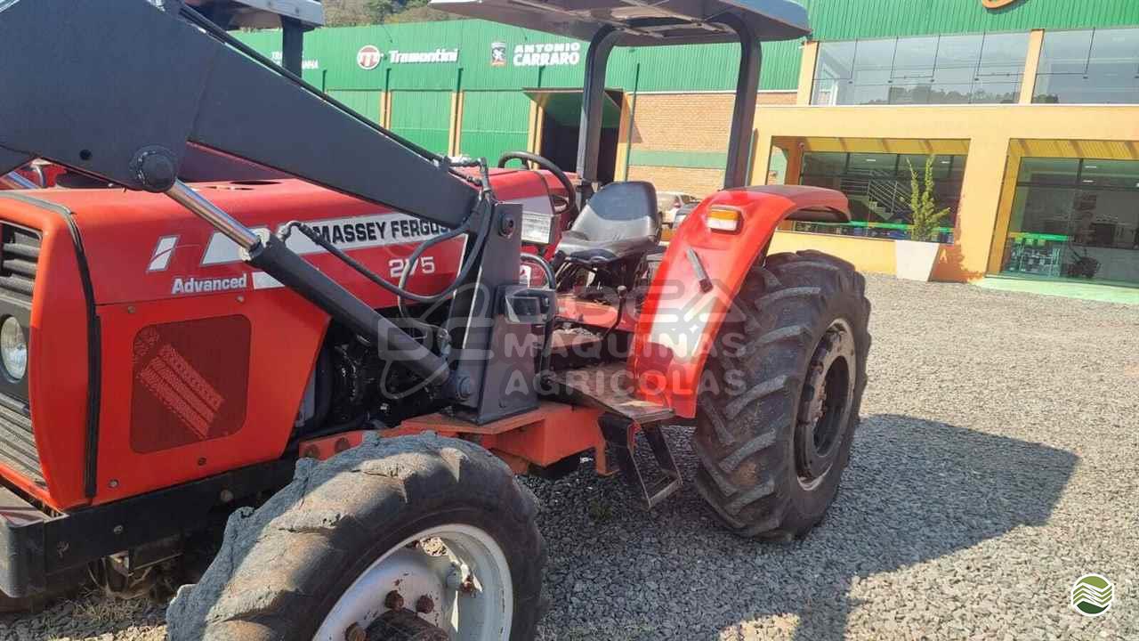 TRATOR MASSEY FERGUSON MF 275 Tração 4x4 Doca Máquinas Agrícolas FRAIBURGO SANTA CATARINA SC
